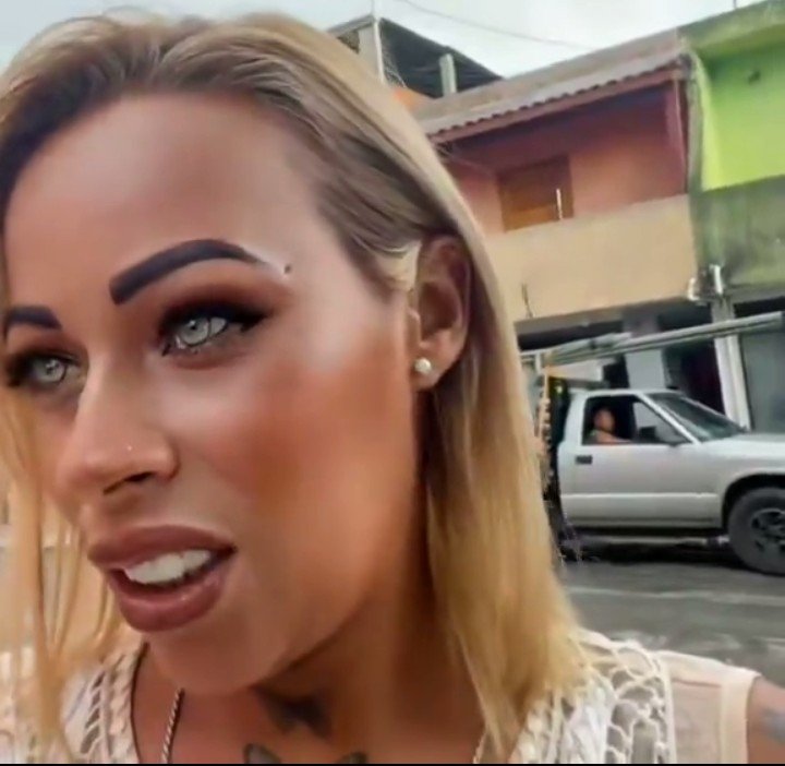 barbos8942's tweet photo. @roselsbian @yvornior imagina deve ter uma cara de elefante parindo a Gretchen de 4 pra ter a PACHORRA de falar da aparência do outros, bate mais siririca q te falta relaxar https://t.co/FhYjUGMWak
