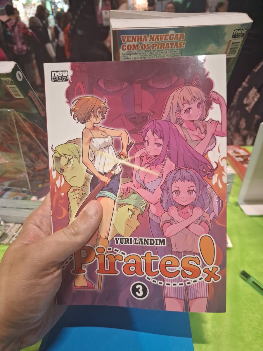pirate_yuri's tweet photo. Volume 3 chegoooooou! https://t.co/pTgZrYMV1n