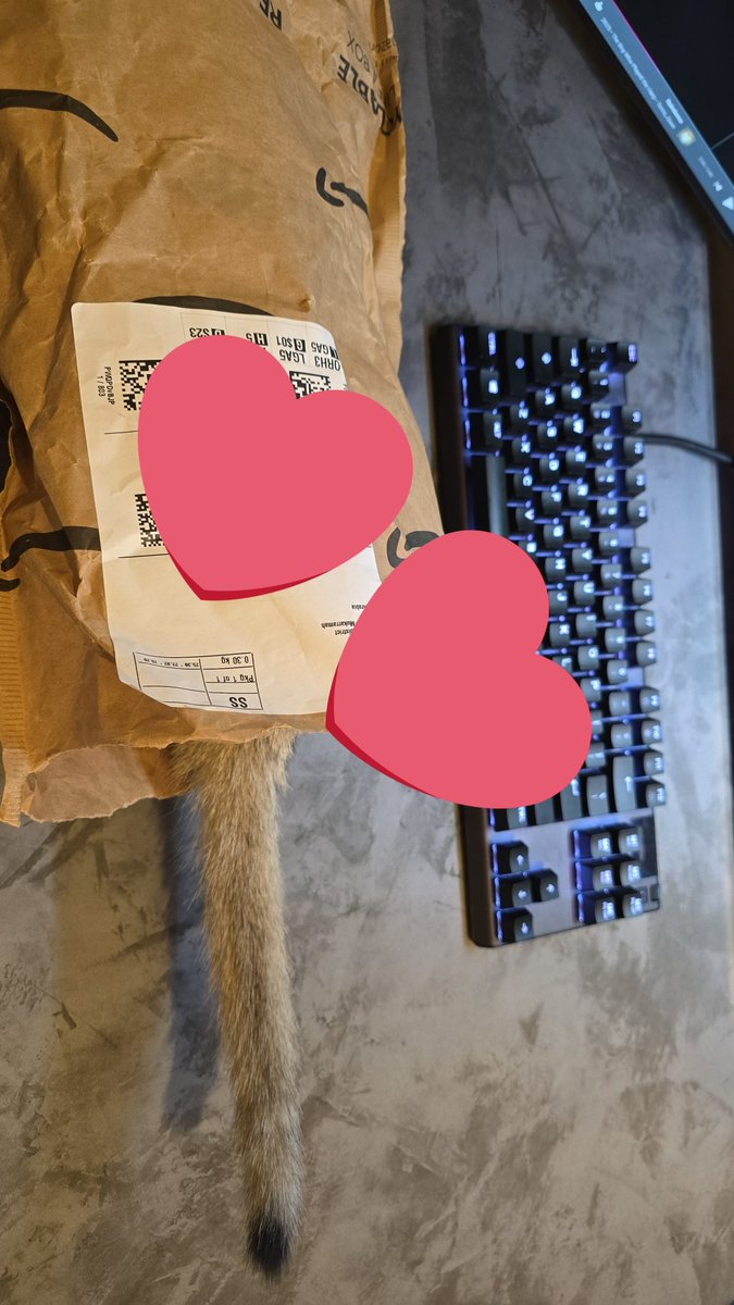 al0t's tweet photo. وصلت طلبيتي اخيرا❤️ https://t.co/S9UHqDzD29