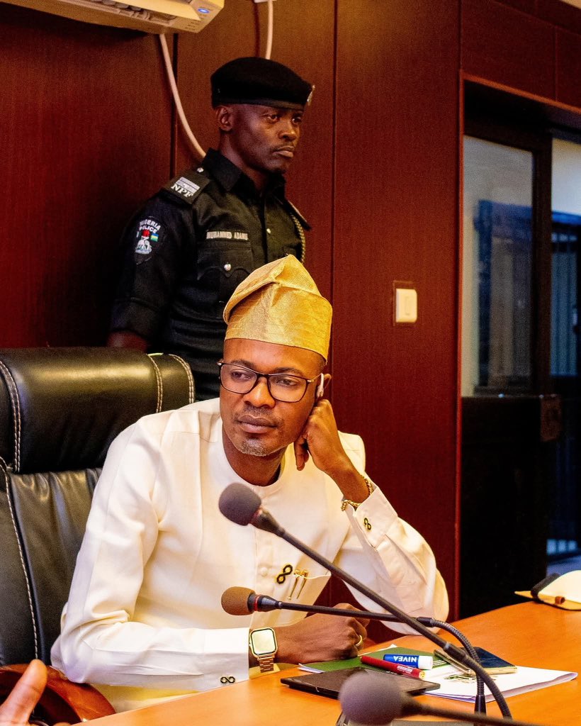 Abdul_Ahmad_'s tweet photo. Adeniyi Adeyemi Matthew Bombs Gbajabiamila

FULL TEXT OF ADDRESS AT THE PRESS CONFERENCE BY PRINCE ADENIYI ADEYEMI MATTHEW 

My dearest fellow Nigerians,
Relentless members of the Press,
Distinguished Ladies and Gentlemen,
I welcome you today not out of convenience, but out of necessity. I stand before you today under a cloud of public misrepresentation, institutional denial, and deliberate attempts to silence legitimate questions that concern matters of national interest.

Firstly, let me wish Rt. Hon. Femi Gbajabiamila a happy birthday. I’m aware today is his birthday. This press conference is also a birthday gift to him. While celebrating, he should remember that Nigerians are waiting for him to tell the truth about what he knows about Presidential Foreign Intervention Promotion Council and Presidential Economic Advisory Council.

Let me be clear from the beginning: I will not be intimidated because intimidation I condone not. I will not be discredited without response because you cannot beat a child and expect him/her not to cry, when pain is inflicted, a response is inevitable. And I will not allow my name to be used as a convenient shield in a matter that Nigerians deserve full transparency on.
I will rather die as a MAN than to live as a COWARD !!!

On 11th June 2026, Hon. Olufemi Hakeem Gbajabiamila issued a disclaimer distancing the Office of the Chief of Staff to the President from Presidential Foreign Intervention Promotion Council (PFIPC), alongside the Presidential Economic Advisory Council (PEAC).

My name has been drawn into this storm.
I reject outright any attempt to reduce this matter to simple denials without addressing the core questions that Nigerians are now asking.
The issue is no longer about personalities. It is about contradictions that demand answers.
This claim of Chief of Staff to the President, Honourable Femi Gbajabiamila that he doesn’t know about the existence of the Agency is derisory because in the real world, he should cover his face in shame.

If Honourable Femi Gbajabiamila, who is supposed to be the Chief of Staff to the President and also the administrative gateway to the Presidency, can make such an administrative error, by allowing the president to sign a document with fake agency in it, he should possibly resign his appointment nowwwwwww…….
Let’s assume for one second that all what the chief of staff published were right, that the agency does not exist. Then how did the agency’s name get into the 2026 appropriation budget pages 50 and 51?

If the agency does not exist, yet found its way into the Nigerian national budget, what that means is that the entire 2026 appropriation budget is a fraud and should be discarded.
What the chief of staff to the president is now saying by his denial published in various national dailies is that our 109 Distinguished Senators, where we have seasoned administrators, former Governors and diverse professional experts are INCOMPETENT not to have discovered the fake Agency in the National Budget. What It means is that Our 360 reps members of the Federal Republic of Nigeria are rubber stamped, as they are being speculated.

1/3