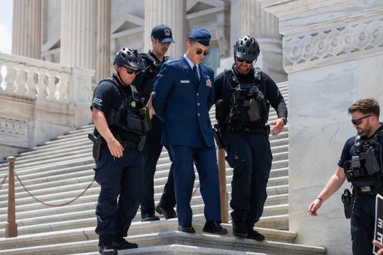 DashPaxt1n's tweet photo. This man has more guts than the entire Republican Party combined.
#JasonWatson #AirForceOfficer https://t.co/dW38IMwKaq