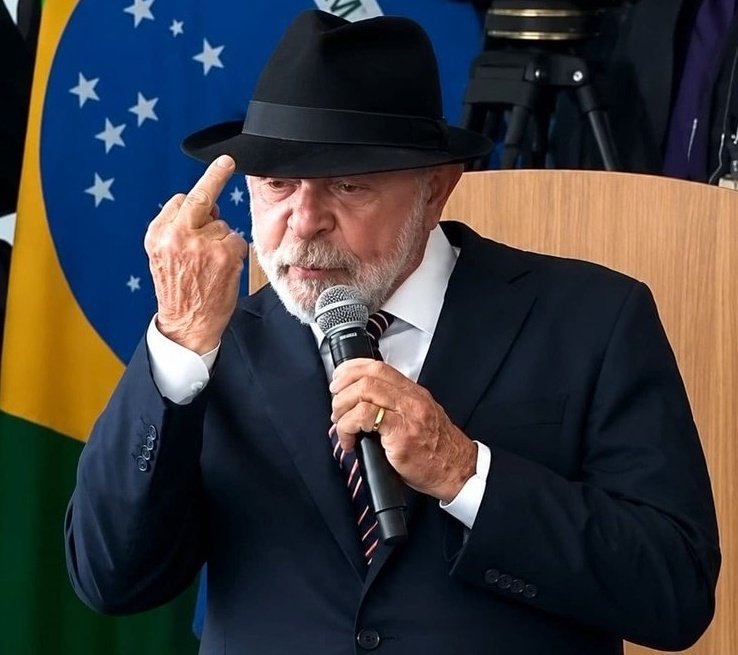 VoxLiberdade's tweet photo. Brasil, 2026! As elites. https://t.co/vaw3ZX5xaN