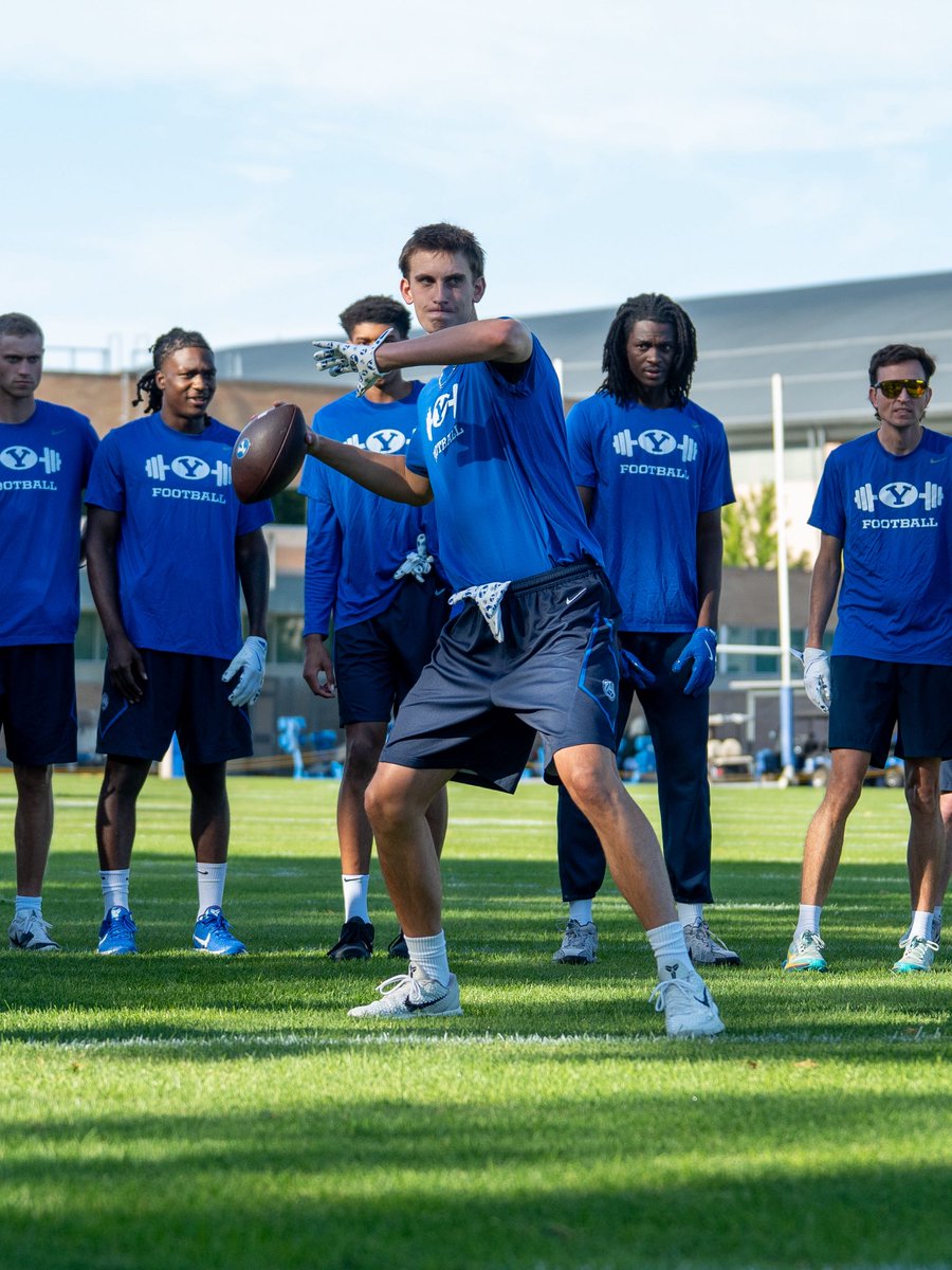 BYUMBB's tweet photo. still waiting for our offers @BYUfootball https://t.co/Qjq7eubQlG