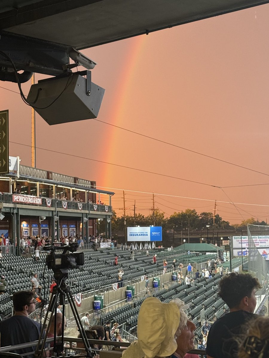 Curtis_Edmonds's tweet photo. @NJMIns end of the rainbow @SOMPatriots https://t.co/txCi1PxXZW