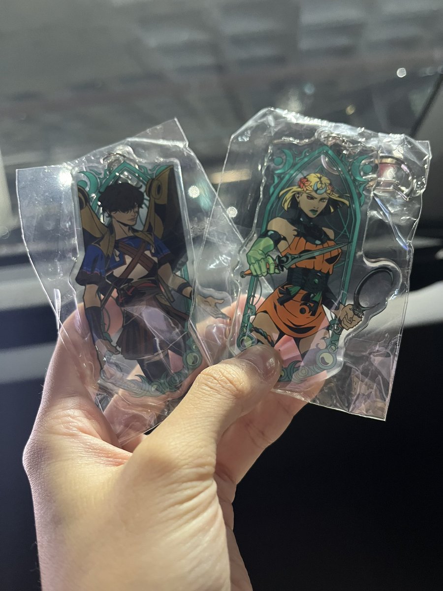 dryyaart's tweet photo. I nabbed these from @explodikid I’ve been eyeing them for so long AHHhhhh I love you waxwitch https://t.co/tAZGHtgvE9