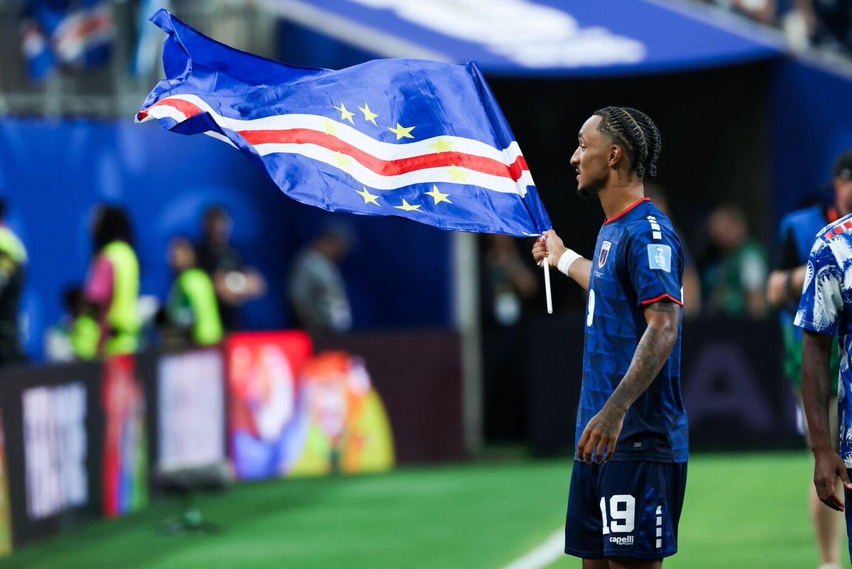 八王子のヤギ様 🇨🇻🇨🇻🇨🇻🇨🇻