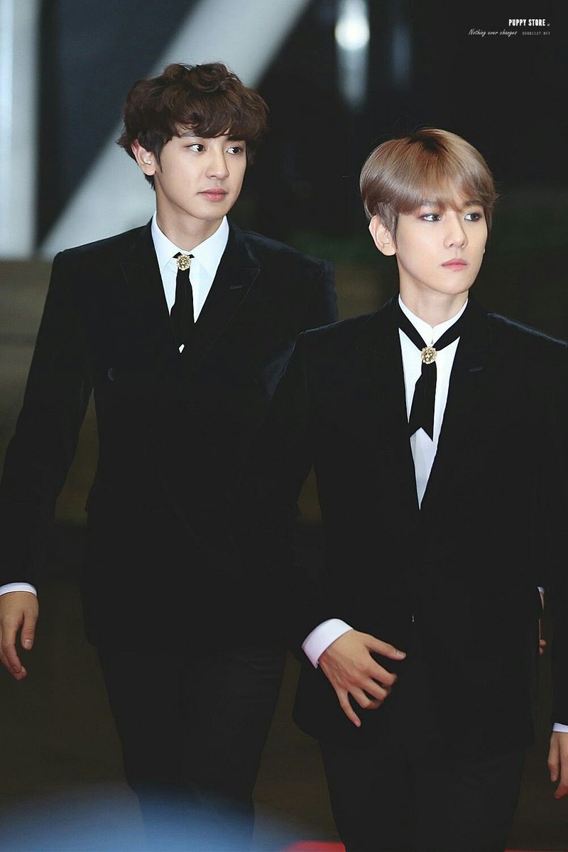 willbhviolet's tweet photo. Chanyeol and Baekhyun from EXO spotted going to Taylor Swift and Travis Kelce’s wedding. https://t.co/7ZV5omoMa0