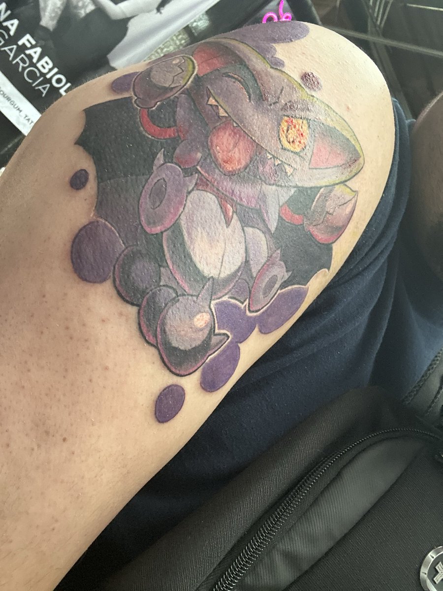 JoseNovela2's tweet photo. @wowkatherine Hell yeah, I just got my Gliscor tattoo on Sunday in the same spot https://t.co/db27R6Gh9k