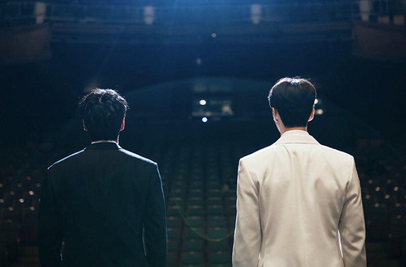 whcb97's tweet photo. LIKE HELLO...... this is either about to end up as a fantastic bl (unlikely) or the biggest queerbait in all of korean cinema (sadly what's probably gonna happen) https://t.co/uKScyubooH
