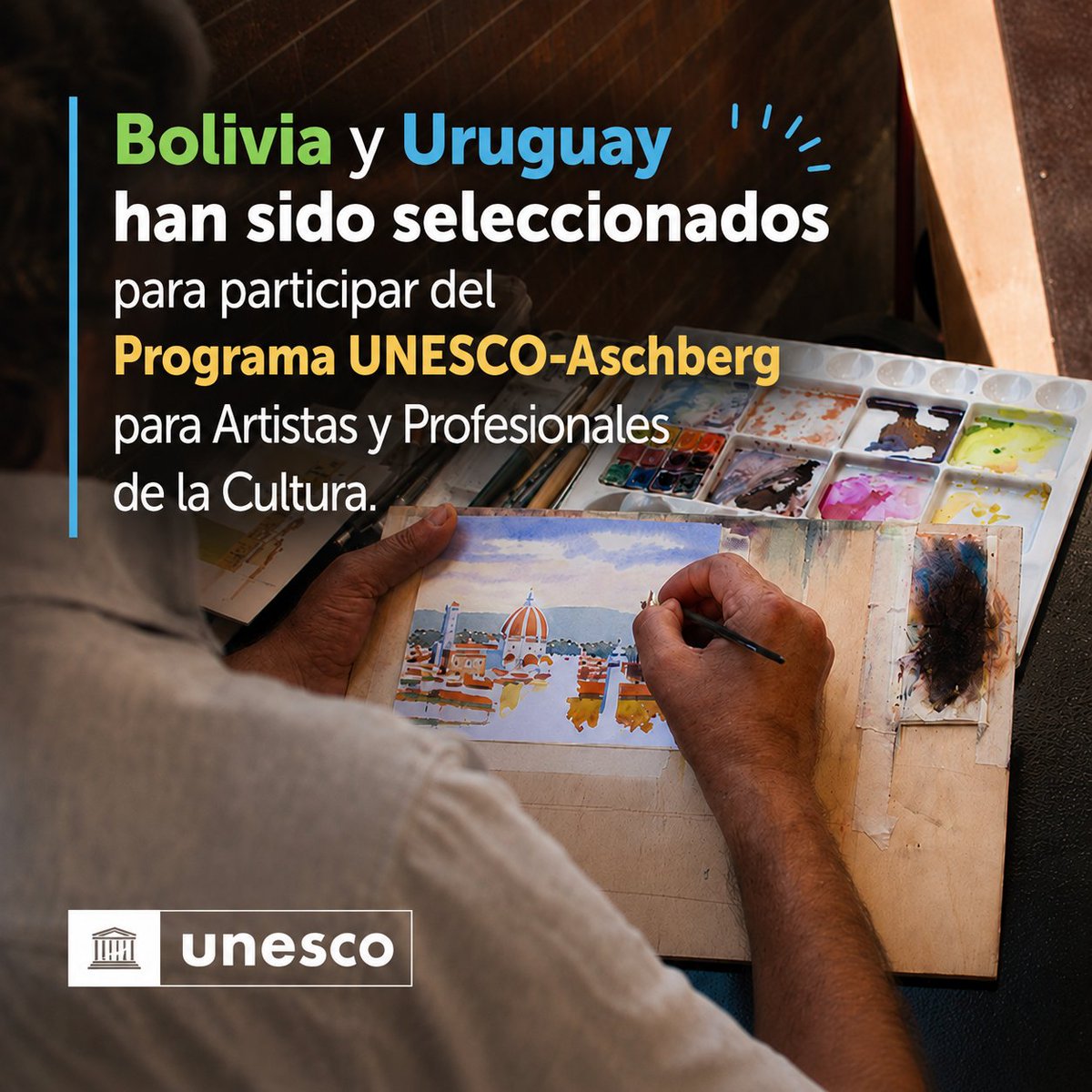 UNESCOmvdo's tweet photo. La cultura también se fortalece cuando se protegen los derechos de quienes la hacen posible. Bolivia y Uruguay han sido seleccionados entre solo 16 proyectos de todo el mundo que recibirán financiamiento del Programa UNESCO-Aschberg para Artistas y Profesionales de la Cultura.

En Uruguay, el apoyo permitirá fortalecer la organización y el reconocimiento profesional de las y los artistas visuales, impulsando mejores condiciones laborales y mayor acceso a la protección social. En Bolivia, se desarrollará el primer observatorio sobre la condición del artista, generando evidencia para promover políticas públicas y marcos legales más sólidos para el sector cultural.

Estas iniciativas reflejan el compromiso de la UNESCO con la libertad artística, el trabajo decente y la construcción de ecosistemas culturales más inclusivos, sostenibles y con enfoque de derechos.

¡Felicitaciones a la Dirección Nacional de Cultura de Uruguay y a la Fundación Imagen de Bolivia por este importante reconocimiento y por liderar iniciativas que fortalecerán el futuro de la cultura en nuestra región! 🎨🌎
