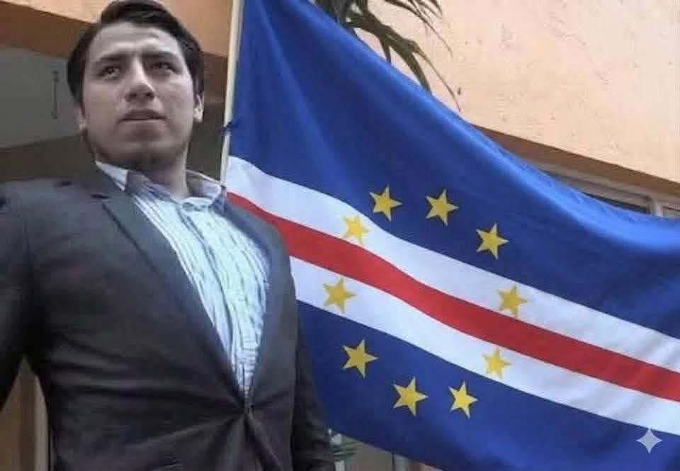 Javisness's tweet photo. Pura gente de los Tiburones Azules y el Señor Vozinha 🇨🇻 de Cabo Verde desde la Cuna HDSPTM!! 

PURO PINCHE CABO VERDE
🇲🇽🤝🏻🇨🇻 https://t.co/ZTrgqXPUJv