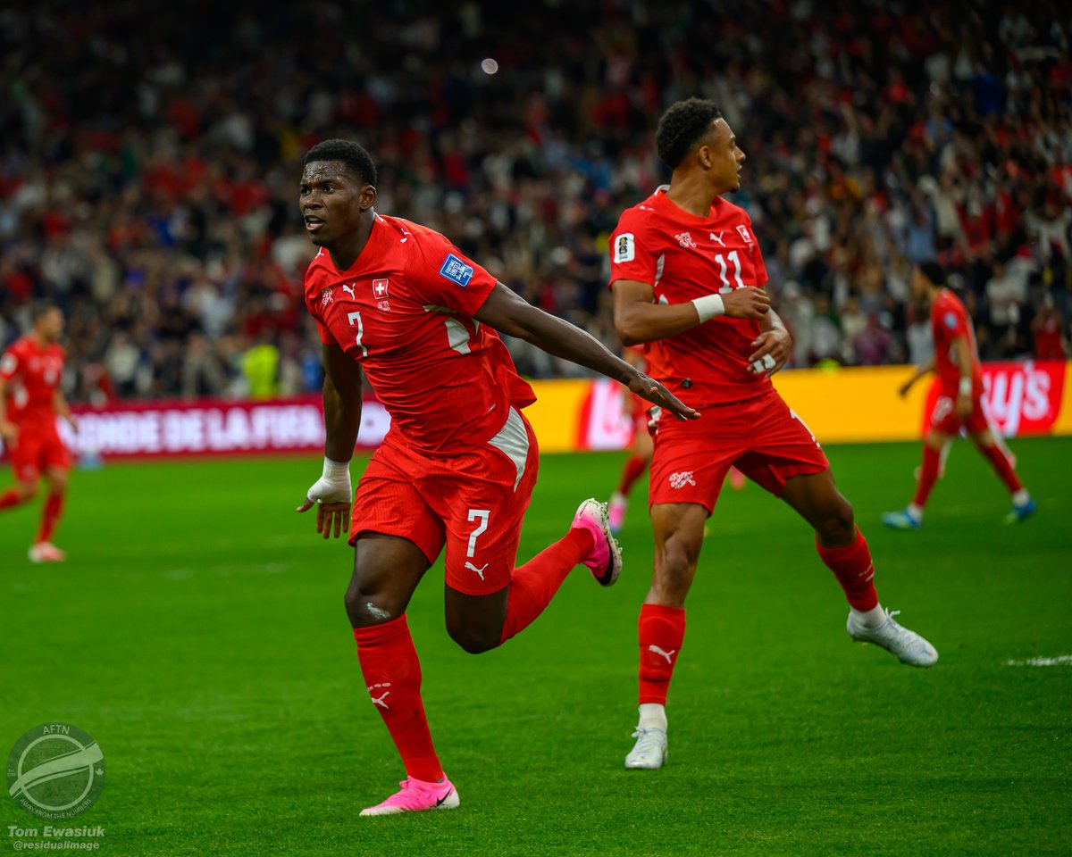 aftncanada's tweet photo. The penultimate World Cup match at BC Place saw Switzerland defeat Algeria 2-0.

Breel Embolo's 10th minute opener set them on their way.

📸@residualimage

#FIFAWorldCup #SWIALG https://t.co/4BZP41Wu5L