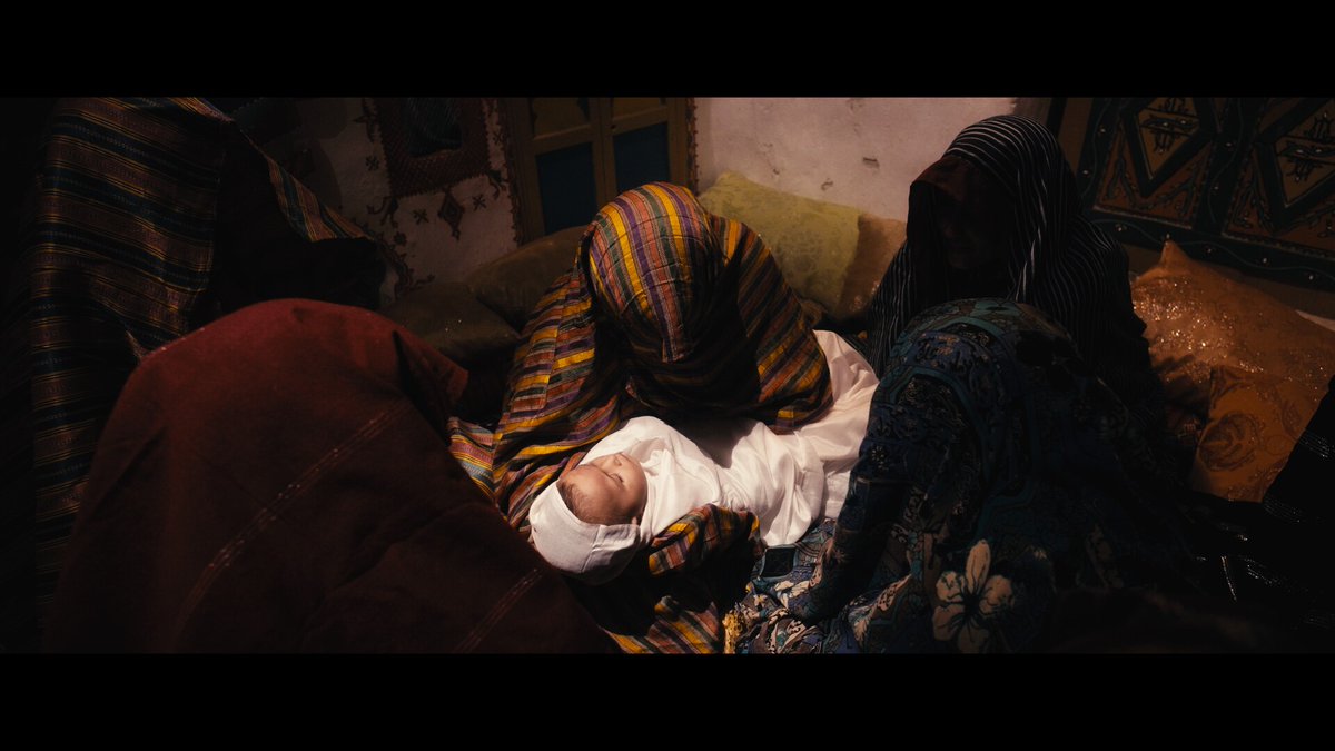 DunkelElgassier's tweet photo. Poster and still from my new film, "tashlidet" which means queen in ghedamesian language that is derived from temazhiget.

The film explores the myth of queen "Morina" her birth and some lost forgotten traditions from ghedames.
Soon it will be screened in Libya https://t.co/VhihE4S2eN