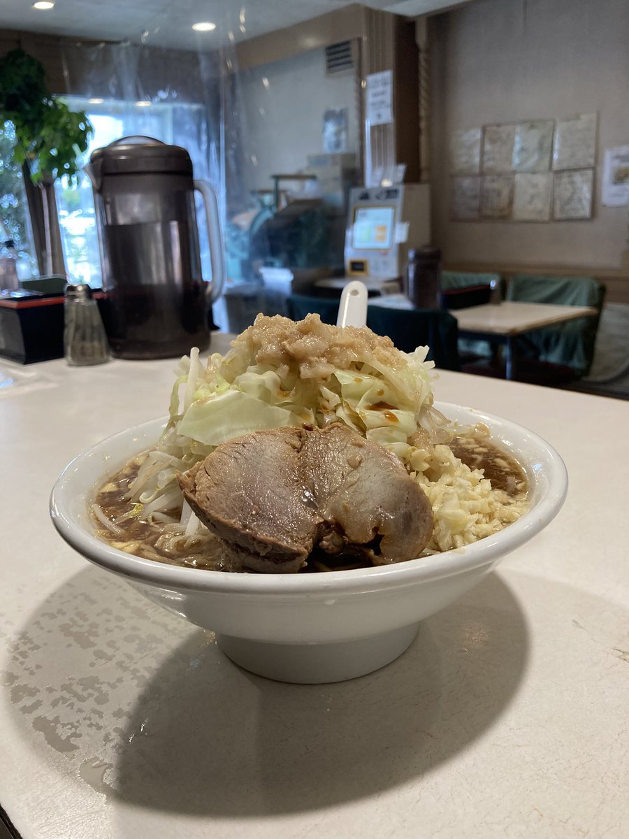 ramenmorikawa1's tweet photo. 今日から営業再開します。
昨日のカープ、甲子園での対阪神戦、5対1で勝ちました。よって、今日は、麺増し120グラムサービスデーです。ご来店をお待ちしております。今日の先発はカープは床田投手、阪神は村上投手だ。#二郎系
#インスパイア
#カープ
#プロ野球
#らーめんもりかわ https://t.co/nXk6DpGOuI
