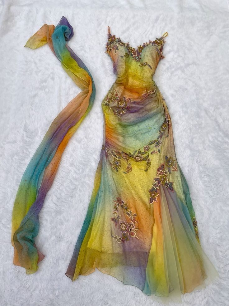 greenvibe's tweet photo. The most colorful form of elegance. https://t.co/rn5WRW1pyU