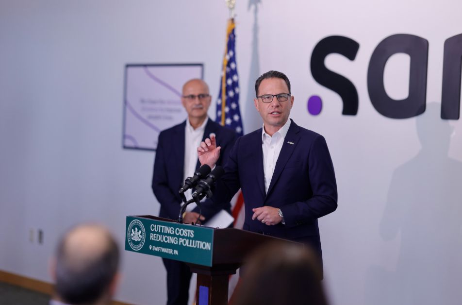 LVB_com's tweet photo. Sanofi Pasteur’s Swiftwater facility received a $10.6 million RISE PA grant to reduce emissions, lower energy costs, and create 40 new jobs in Monroe County. https://t.co/ESs2eEfMrd https://t.co/AifbkvrcLP
