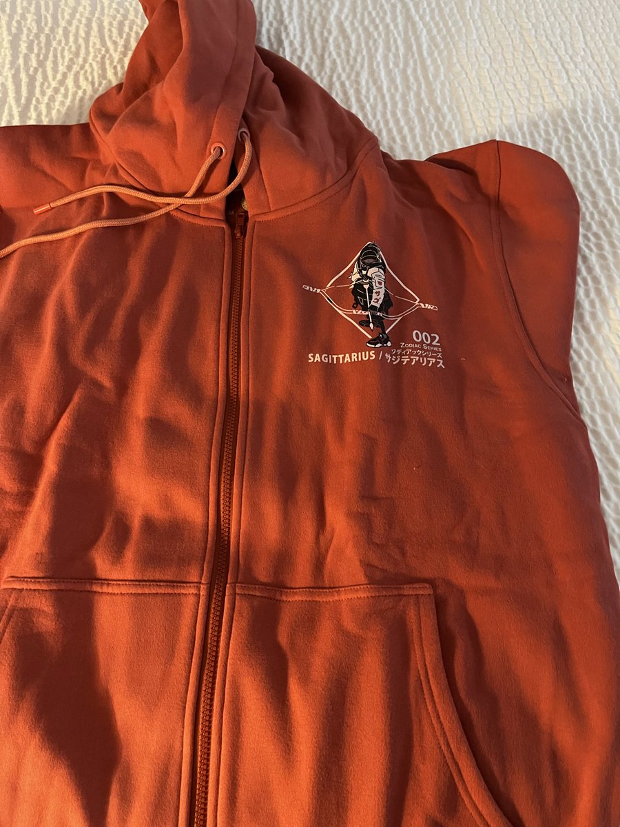 Dev_Buffalo's tweet photo. Shoutout to @Boomslank for the awesome hoodie! Glad I could buy something at the stand and hope you guys have a great day of business! https://t.co/qJ5DJ95mzA