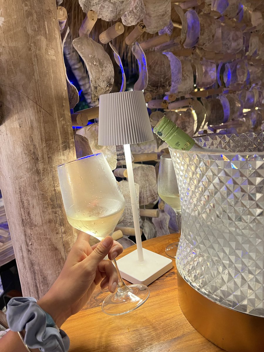 ebrukhrmn's tweet photo. with my love🥂 https://t.co/vjQAt9qokR
