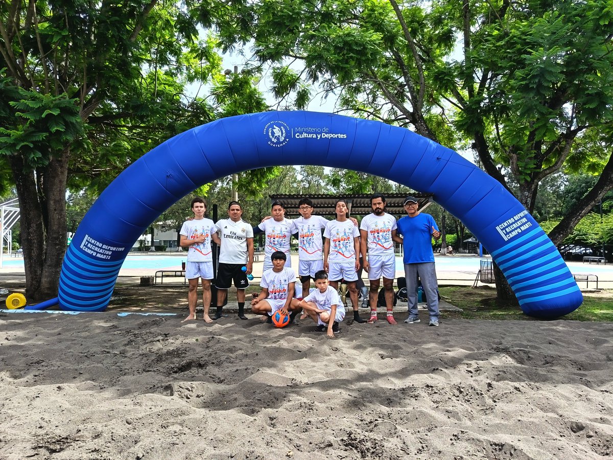 McdGuate's tweet photo. #Guatemala | ⚽🏖️  El Centro Deportivo Campo Marte vivió una jornada llena de emoción con el esperado Campeonato de Fútbol Playa, un espacio importante para seguir impulsando y promoviendo esta disciplina en el país. 🇬🇹🙌

#VidaActivaYSaludable https://t.co/QBk3aDGU8P