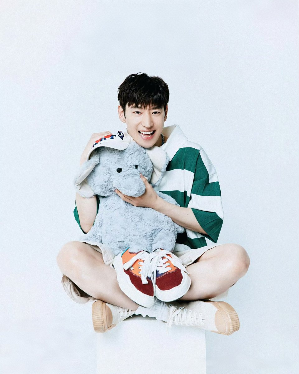 wyf_dandan's tweet photo. #이제훈 #leejehoon_official #leejehoon  #HAPPYJEHOONDAY
오빠 ！생일 축하합니다！！
건강하고!!평안하세요!!🎂🎂🥳🥳🥰🥰
哥哥！生日快乐！！ 
祝你健康平安！！😘😘🫶🫶 https://t.co/zmdRqltgvl