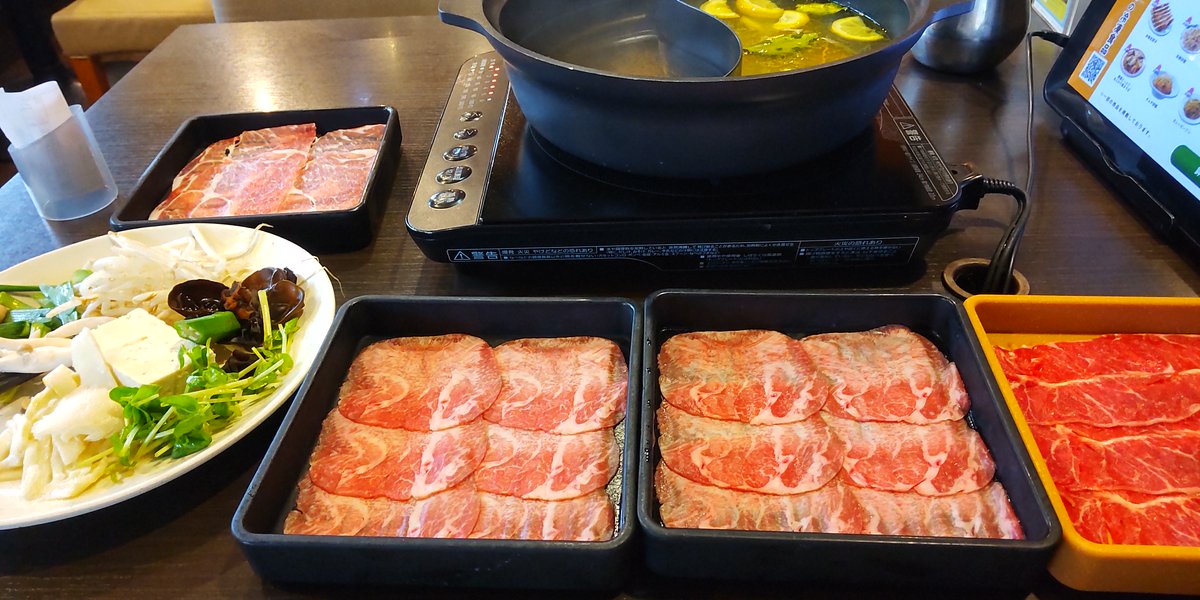 atusi722's tweet photo. #塩たんに飯テロリ
#しゃぶ葉
肉の日に久しぶりに会社休んで、牛タン食べ放題行ってきたっす。はじめてのクレープつくったっす。 https://t.co/k8jUlp6IOv