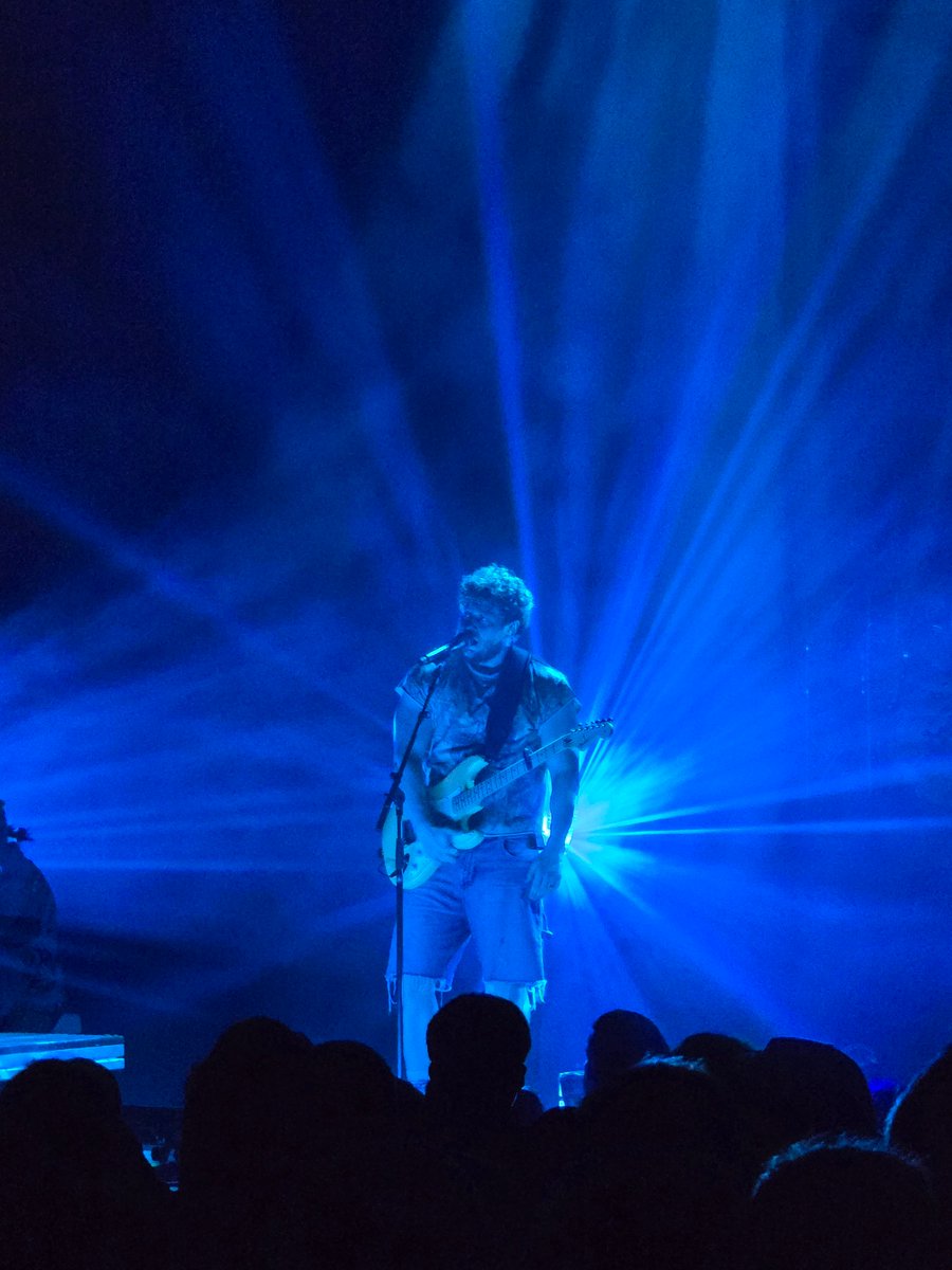 LauriKubre's tweet photo. With Thornhill (and the heatwave) having warmed the audience up, it was now time for @BilmuriTweets to bring the real heat!
And what a show.... The setlist, the lighting, the band's overall energy.... the SAX! Incredible! How can you not love this band, they are so much fun! https://t.co/fmg5UsD14l
