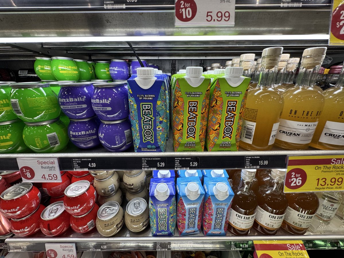 seventensuited's tweet photo. ABC Stores on the Las Vegas Strip is advertising the Buzzballz Beatbox Cutwater Challenge.

Buy 1 Buzzballz, 1 Beatbox and 1 Cutwater, mix them together and drink it.

This bad idea will run you about $15. https://t.co/sM5bsGQZHZ
