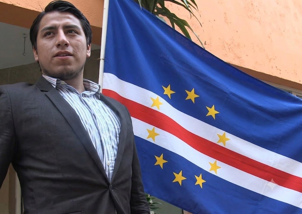PuroAmerica_20's tweet photo. Vamos Cabo Verde https://t.co/uBrgYDntnH