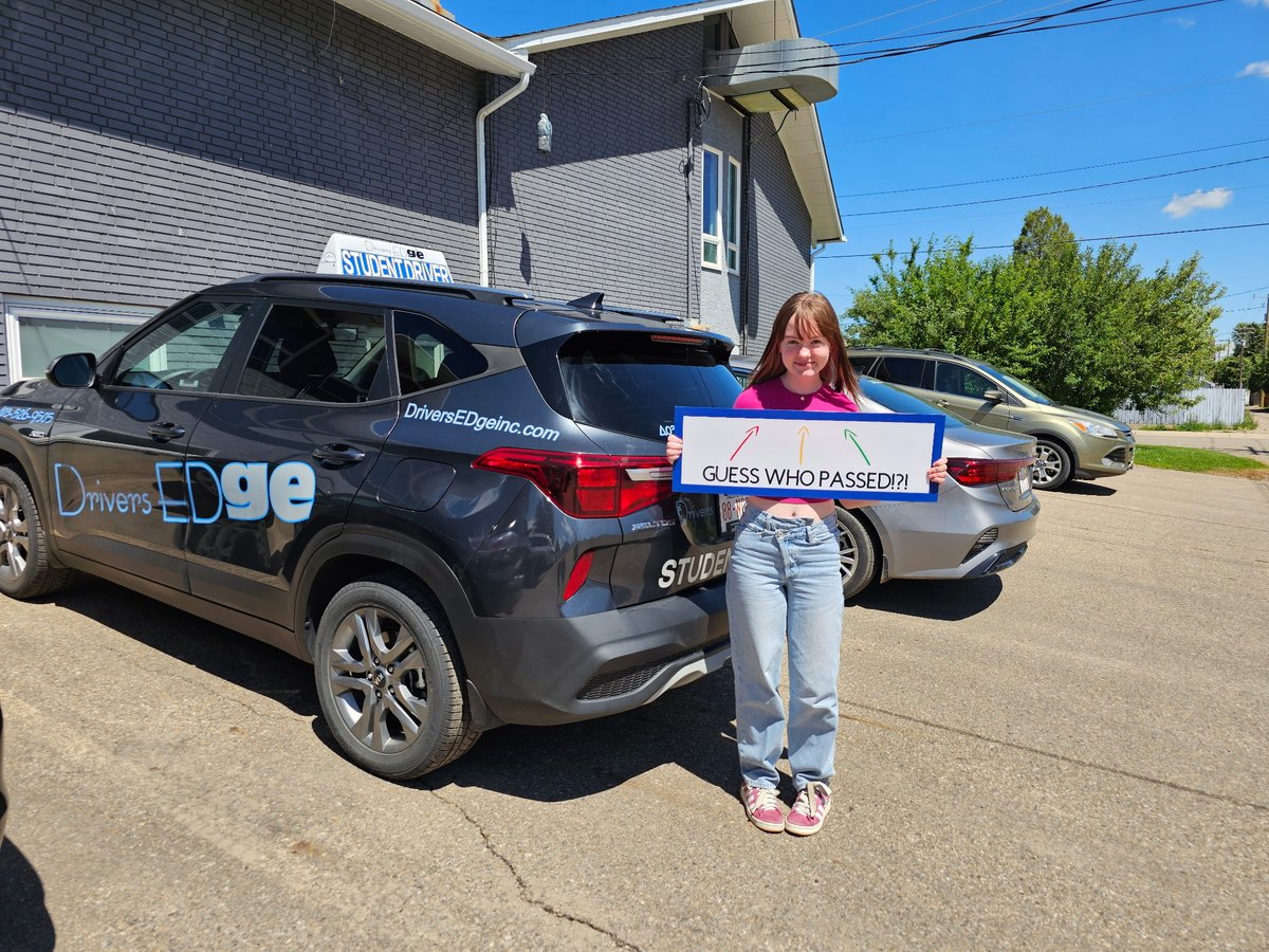 DriversEDgeInc's tweet photo. Kennedy is driving into the weekend with a new licence! Remember to Drive Safe &amp; Stay Beautiful!!  #ourstudentsrock #igotmylicence #MedicineHat #drivesafe #staybeautiful #happydance #newdriver #nailedit #success #congratulations #driverslicence #roadtest #DriversEDgeInc https://t.co/thfQW0qHMn