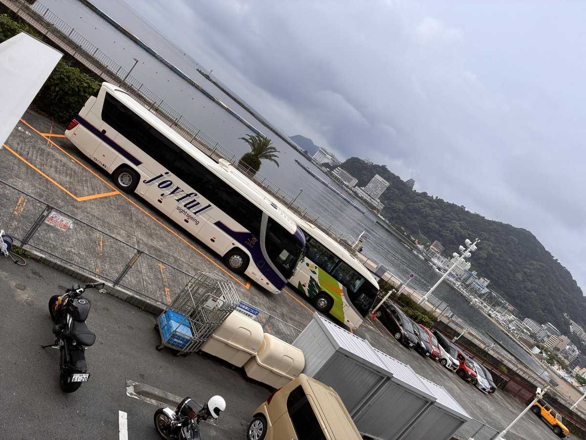 manabayblues's tweet photo. 熱海城見ながらの
��ごはん

#トライデント660 
#トライアンフ https://t.co/2pmZrFuoQW