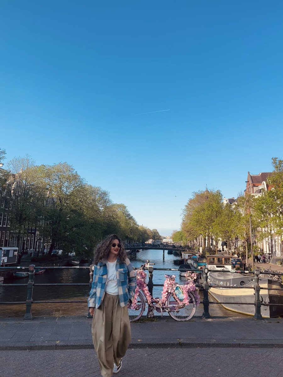 fannyru's tweet photo. Los algún día , si existen. 📍Amsterdam https://t.co/pXGLkWoR31