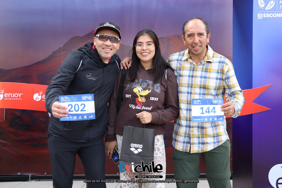 Trichile's tweet photo. 🗓️ Sábado: Junior - Elite - U23
🗓️ Domingo: Para Tri - Youth - AG - Relevo

‼️ Ya cargamos nuestro álbum de fotos 📸 de lo que fue la primera jornada de retiro de kit 😎 https://t.co/248uaNczwi