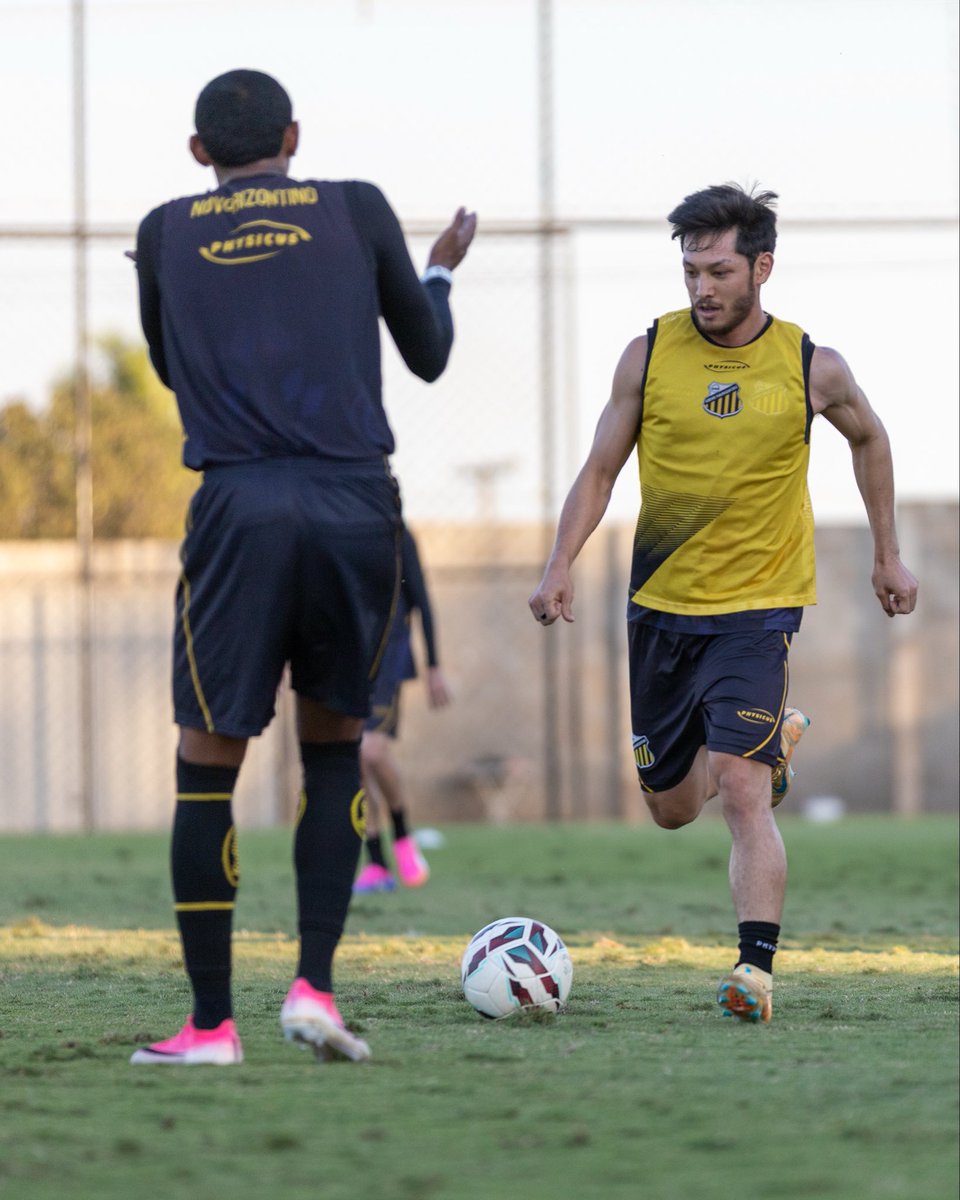 novorizontino's tweet photo. 🟨⬛️Preparação finalizada! 👊🏽🐅
Está tudo pronto para o confronto contra o Atlético-GO, pelo @brasileiraob, no Jorjão!

📸 Juan Rodrigues / Novorizontino 

#PaixãoPeloNovorizontino #PraCimaNovorizontino #BrasileirãoB https://t.co/cR5NvMoKeP