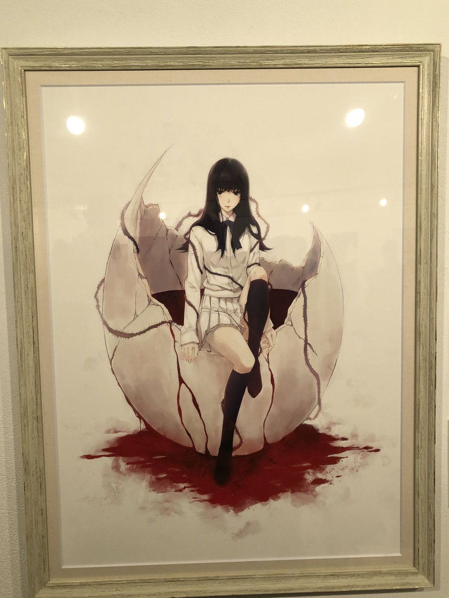 yozu25's tweet photo. 18年前の今日は、Innocent Greyより『殻ノ少女』が発売された日。大好きなあじ秋刀魚さん（@aji_3_ma）の声優デビューされてから18年という記念の日でもあります。
18年間、声優を続けてくださり本当に感謝しています。
殻ノ少女展の写真とあじ子さんの自画像。
#あじ子ンチ #あじ秋刀魚
#InnocentGrey https://t.co/abWXhGywof