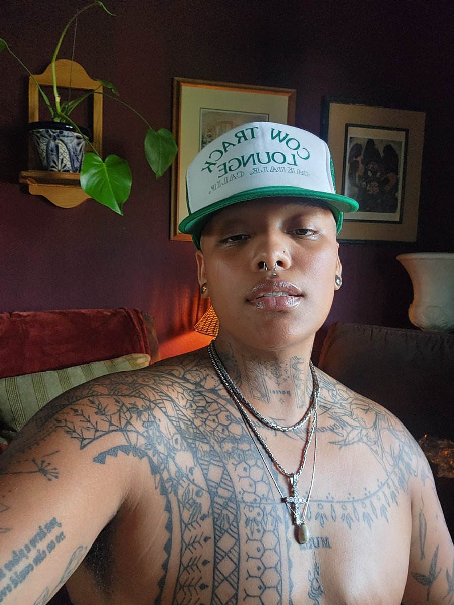 thelifeofrayyy's tweet photo. Prt.2? 🏳️‍⚧️ https://t.co/C6rBSXXzPB