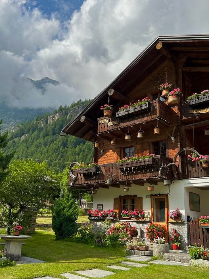 echoesofworld's tweet photo. Switzerland countryside https://t.co/Vrd5w7nVnC