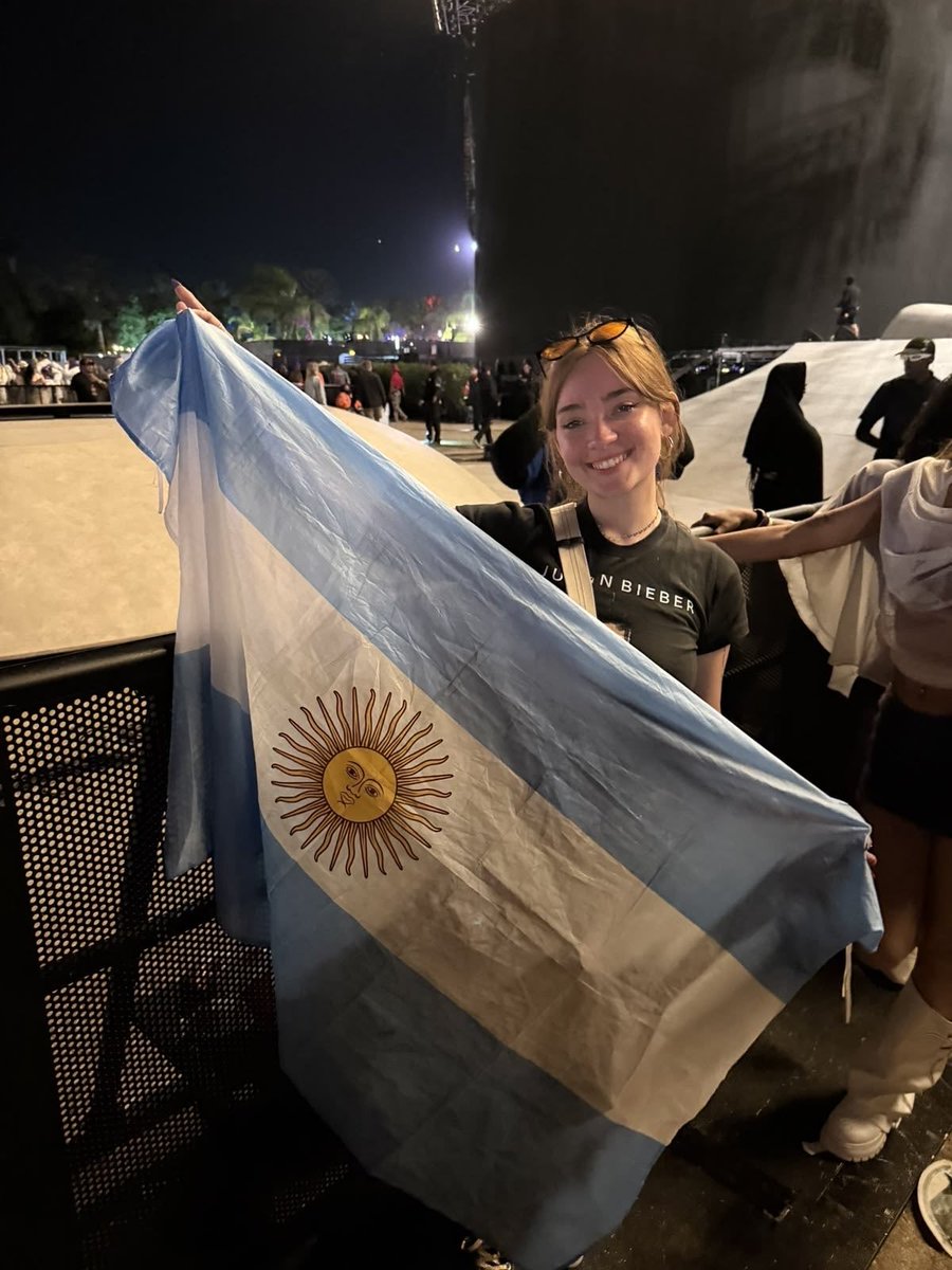 swappenny's tweet photo. ARGENTINA✨🇦🇷 @maruterevinto https://t.co/j8gkNRXn4s