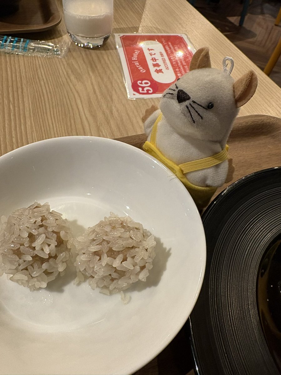 tmshkp's tweet photo. 豪華で優雅な朝食 https://t.co/zvA0UY34FF