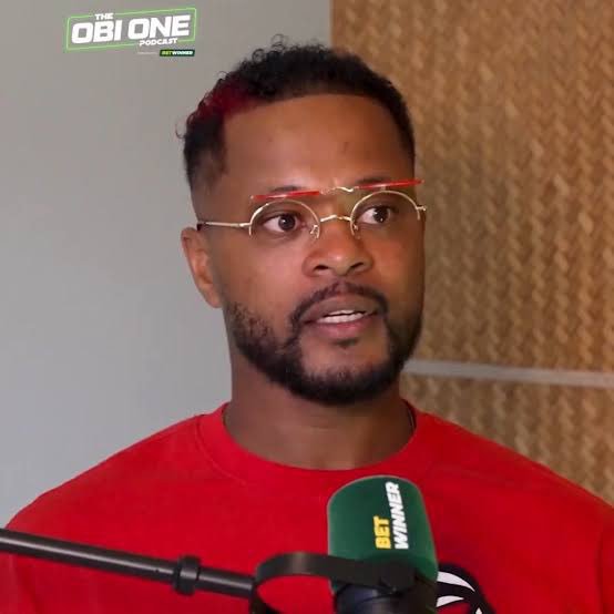 markklfc's tweet photo. Patrice Evra on Lionel Messi scoring the opener against Cape Verde, assisted by Lautaro Martínez, to move to 7 goals and lead the FIFA World Cup Golden Boot race:

🗣️ “This is why Lionel Messi is one of the greatest players football has ever seen. The biggest stage, the biggest pressure, and once again he's the man making the difference for Argentina.

What a pass from Lautaro Martínez, but the finish from Messi was pure class. No panic, no hesitation just complete composure. That's what separates world-class players from everyone else.

Seven goals in one World Cup isn't luck. It's the mark of a player who refuses to let history stop chasing him. Every time people think they've seen everything from Messi, he finds another way to rewrite the record books.

If you're every team left in this tournament, this should worry you. A Messi leading the Golden Boot race is a dangerous Messi. He's playing with freedom, confidence and the belief that he can carry Argentina all the way again.

People can debate the greatest of all time forever, but nights like this remind you why Lionel Messi belongs in every single conversation. He's not just chasing another World Cup he's building a legacy that future generations will spend decades trying to match.”