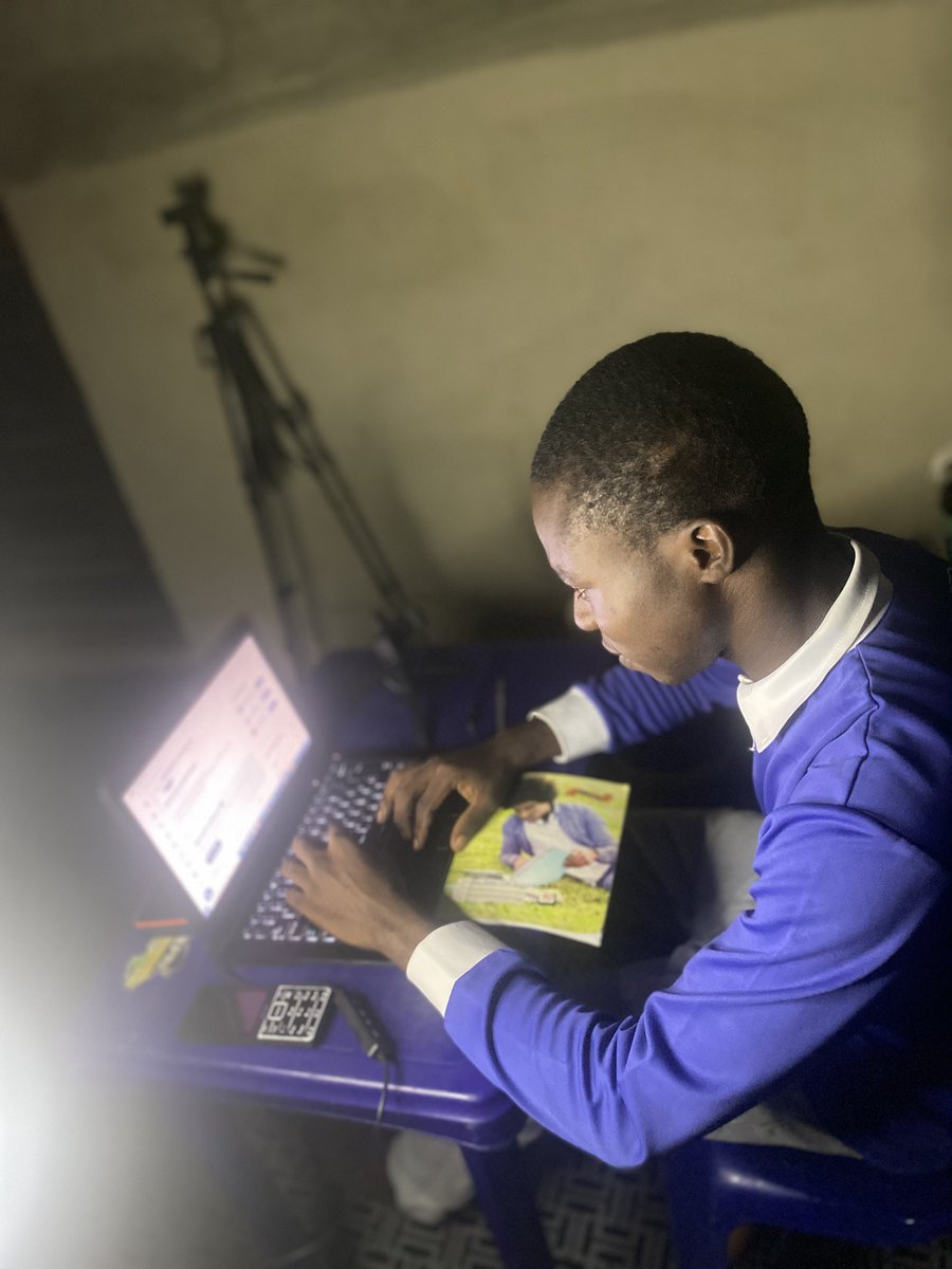 AkinleyeAtanda's tweet photo. What @mathwithpurpose start online school https://t.co/JXh17qjgvT