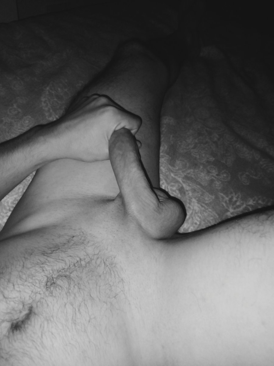 hakansk727's tweet photo. gece sohbeti isteyen 
#swingercift #cuckold #horny #cuckoldcift #feet #swingers #couple #cuckoldcuple #masör #mmf #bdsm #threesome #istanbulcift #hotwife #Bull #grupsex #softçift #footfetısh #bull #tekerkek #evlicift #cuckoldistanbul #hotwife #masaj #bigdick https://t.co/fn9jXubiVM