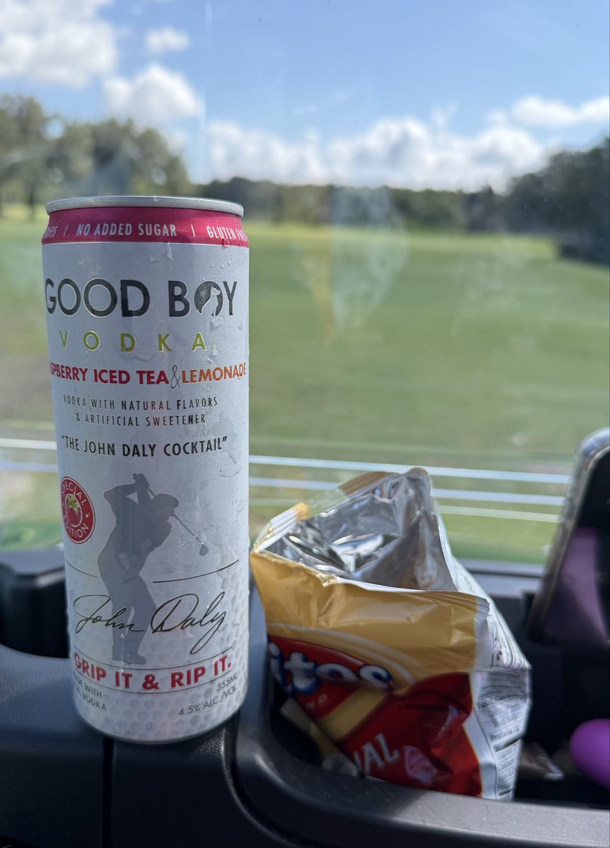 AlphaTuna_'s tweet photo. Worst round of the year in the books, but Daly drinks here are solid, tad sugary though https://t.co/UUISEN7JtK