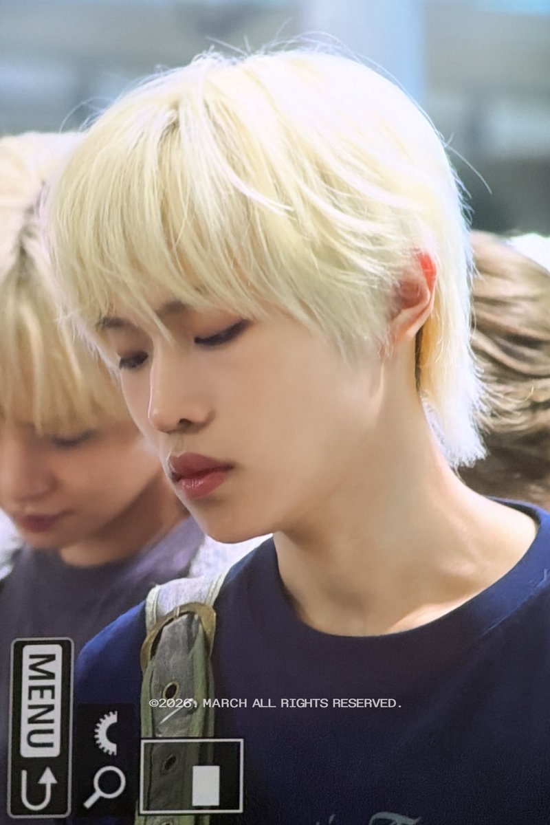MARCH_YORCH's tweet photo. 260704 ICN 

 #POW #파우 #JUNGBIN #정빈 https://t.co/gayWBlHtxj