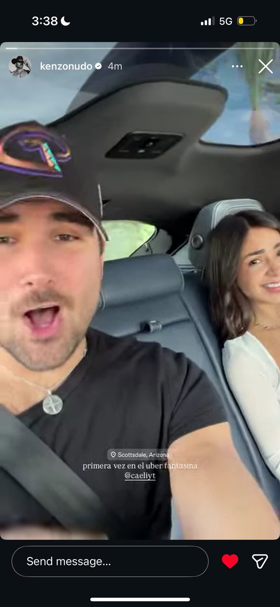 taylorsmdnights's tweet photo. THE MATCHING OUTFITS AND CAELI SINGING ALONG TO A COUNTRY SONG ?? OH MY GOD LOOK AT MY PARENTS!! AS A CAELIKER FOR YEARS NEVER THOUGHT I WOULD SEE HER SING COUNTRY SONGS A DREAM FOR ME 😭😭😭

#kenzeli https://t.co/pYk2ZC4A86