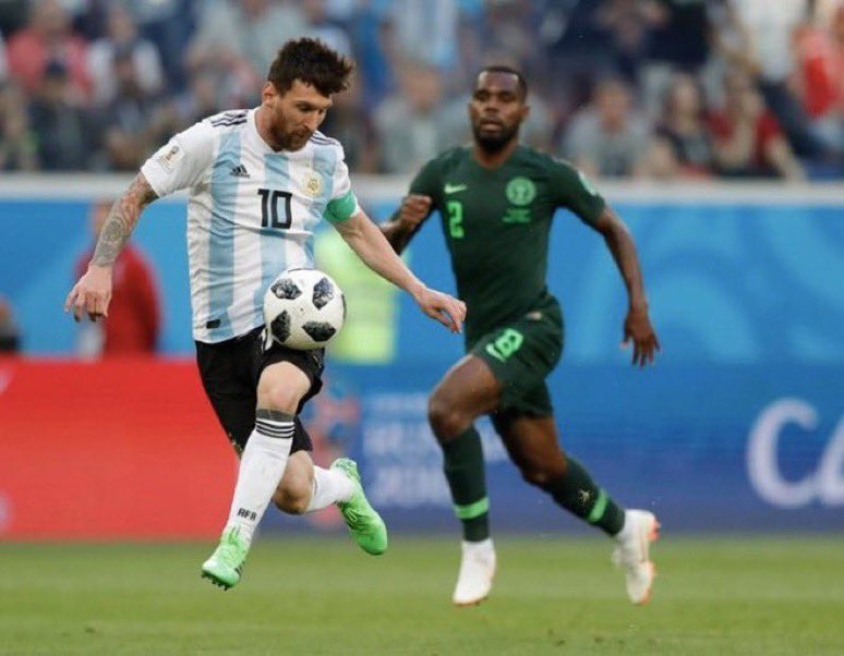 Capitano_M14's tweet photo. والله يالشبه ماهو طبيعي https://t.co/wcX7mBsn7U