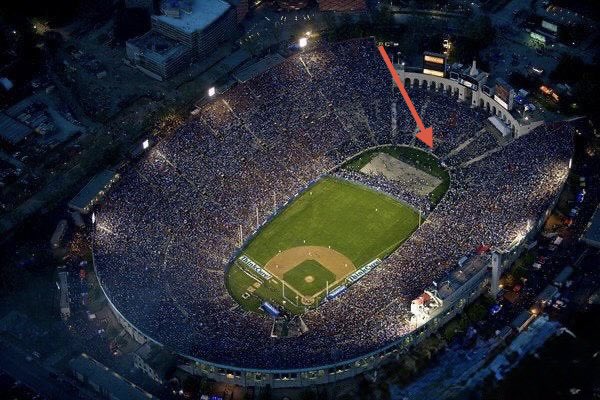 Fog0627's tweet photo. @Super70sSports In 1960 as an eleven year old at the Los Angeles Coliseum from beyond the right field fence 😂 https://t.co/mw8xIIhaDu
