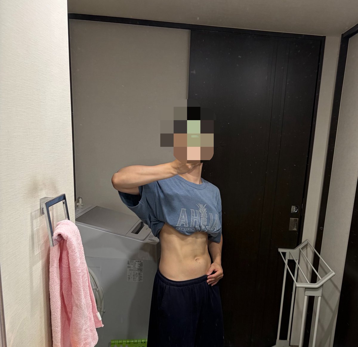 Momomomomon23's tweet photo. おはです☁️
100日チャレンジ&朝ストレッチフルメニュー✅
朝からやりたいこと全部できるとめっちゃ達成感🙌
いつも何かしらのメニュー諦めたりひとつしか出来なかったりだから、休みの日の特権👍
夜は七夕祭り行けるかな?
#筋トレ好きな人と繋がりたい #100日チャレンジ #day48 https://t.co/6HgWp6Zuan