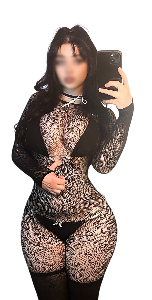 DDOLCEE_'s tweet photo. ᅠᅠ
                 
ᅠᅠ

ᅠᅠEnseñando uno de sus 
        tantos atuendos nuevos, 
        especiales para modelar
        frente a sus lectores ! 🖤
               ᅠᅠ
                 
ᅠᅠ

ᅠᅠ https://t.co/0ucigf0OP4