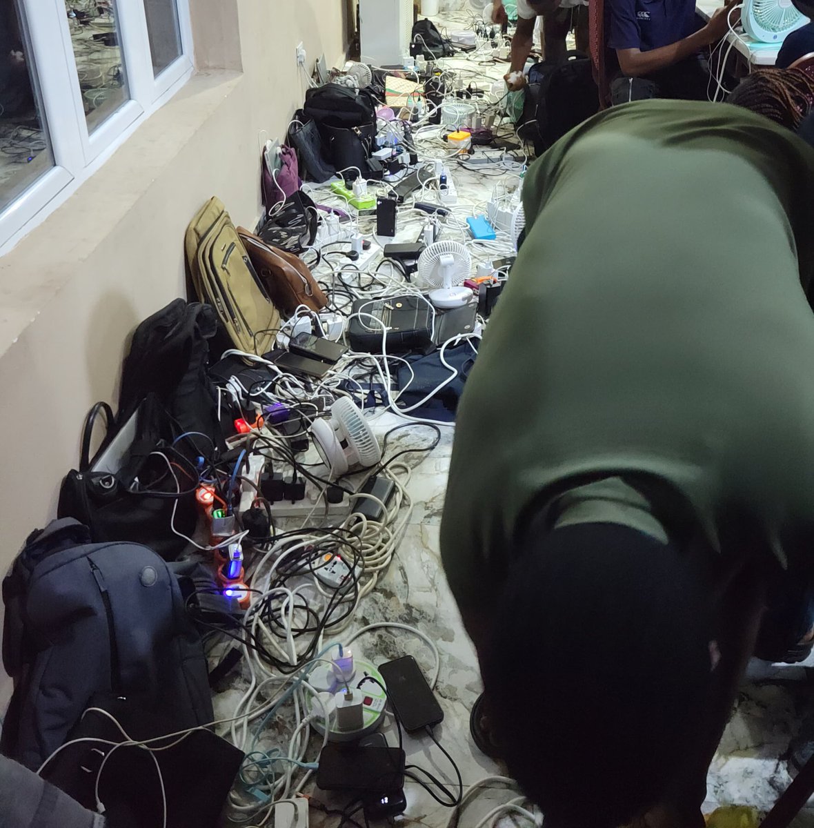 Supposedmedics's tweet photo. 🚨 A CRY FOR HELP FROM DUFUHS 🚨
We are medical students at David Umahi Federal University of Health Sciences (DUFUHS), Uburu, and we are trapped. We pay exorbitant fees (up to ₦1.5M) but live in perpetual darkness. This is an open plea for intervention. A Thread. 🧵👇 https://t.co/qOIDelSkBd