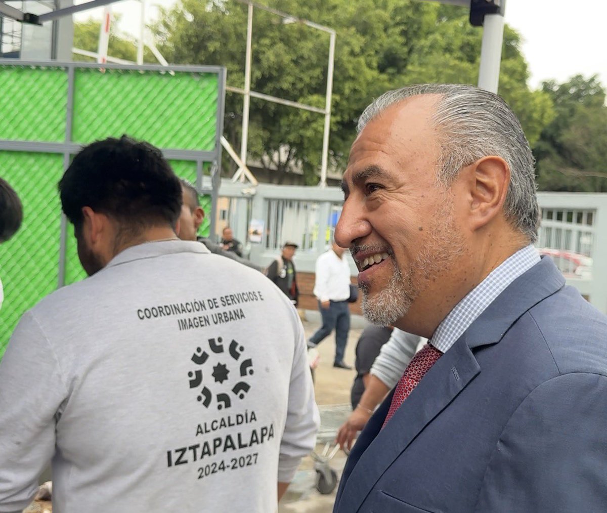 PabloTrejoIzt's tweet photo. Un honor acompañar a los trabajadores de la Sección 1 del SUTGCDMX en su festejo del Día del Padre. Muchas gracias a mi amigo y compañero diputado @juanrubiog por la invitación, y a Hugo Alonso Ortiz por ser siempre un gran anfitrión. ¡Muchas felicidades a todos los papás! https://t.co/nU9058c6U4